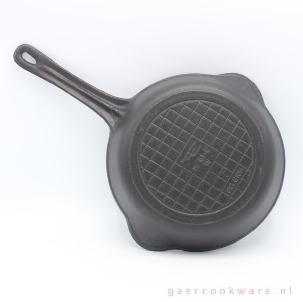 FE Belgium gietijzeren koekenpan zwart cast iron skillet descoware