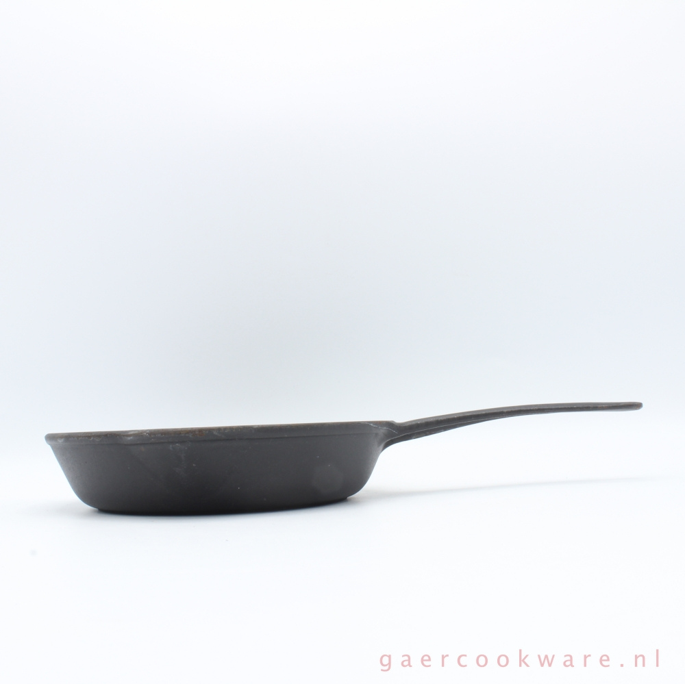 FE Belgium gietijzeren koekenpan zwart cast iron skillet descoware