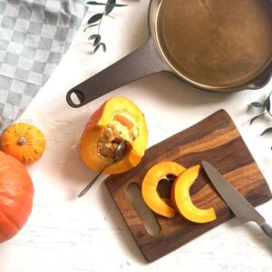Geroosterde pompoen fetaspread pompoenslices