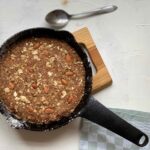 Vezelrijke koek in gietijzeren GAER koekenpan